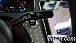 Mercedes-Benz E-Class E350e 4MATIC 2025 года из Южной Кореи
