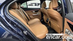 Mercedes-Benz E-Class E350e 4MATIC 2025 года из Южной Кореи