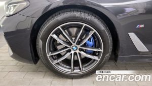 BMW 5-Series 520i M Sport 2023 года из Южной Кореи