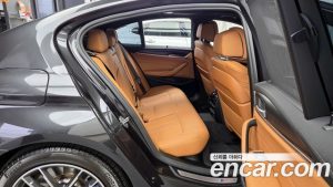 BMW 5-Series 520i M Sport 2023 года из Южной Кореи