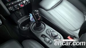 Mini Cooper Mayfield Edition 2024 года из Южной Кореи