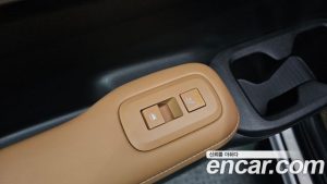 Hyundai Santafe Бензин 2.5T 4WD 2024 года из Южной Кореи