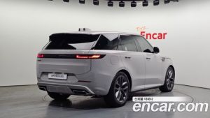 Land Rover Range Rover Sport P550E Dynamic HSE 2025 года из Южной Кореи