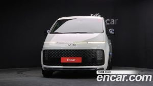 Hyundai Staria L3.5 Lounge 7-Seater 2025 года из Южной Кореи