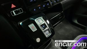 Hyundai Staria L3.5 Lounge 7-Seater 2025 года из Южной Кореи