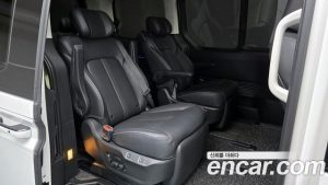 Hyundai Staria L3.5 Lounge 7-Seater 2025 года из Южной Кореи