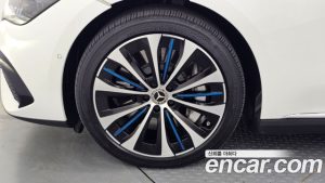 Mercedes-Benz EQE EQE350+ 2023 года из Южной Кореи