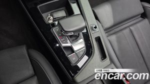 Audi A4 45 TFSI 4WD Premium 2023 года из Южной Кореи
