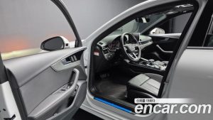 Audi A4 45 TFSI 4WD Premium 2023 года из Южной Кореи