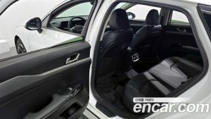 Kia K5 2.0 2024 года из Южной Кореи
