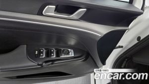 Kia K5 2.0 2024 года из Южной Кореи
