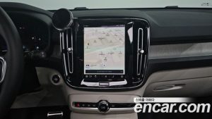 Volvo XC40 B4 Ultra Bright 2025 года из Южной Кореи