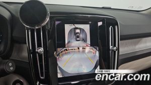 Volvo XC40 B4 Ultra Bright 2025 года из Южной Кореи