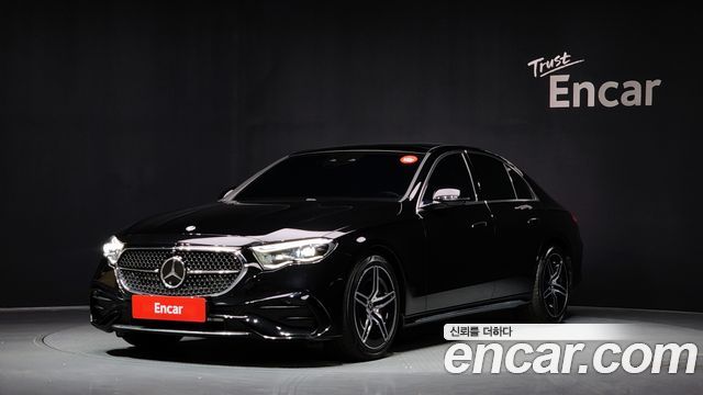 Mercedes-Benz E-Class E300 4MATIC AMG Line 2024 года из Кореи