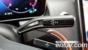 Mercedes-Benz GLC-Class GLC220 d 4MATIC 2023 года из Южной Кореи