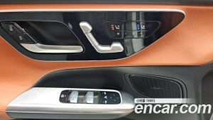Mercedes-Benz GLC-Class GLC220 d 4MATIC 2023 года из Южной Кореи