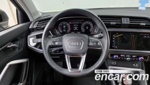 Audi Q3 35 TDI 2023 года из Южной Кореи