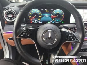 Mercedes-Benz CLS-Class CLS300d 4MATIC 2023 года из Южной Кореи