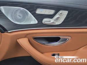 Mercedes-Benz CLS-Class CLS300d 4MATIC 2023 года из Южной Кореи