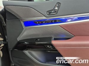 BMW 7-Series 740i xDrive M Sport 2025 года из Южной Кореи