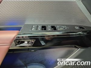 BMW 7-Series 740i xDrive M Sport 2025 года из Южной Кореи