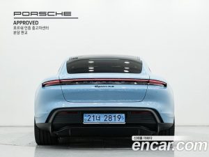 Porsche Taycan 4S 2024 года из Южной Кореи