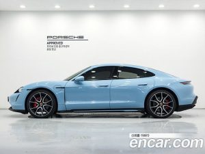 Porsche Taycan 4S 2024 года из Южной Кореи