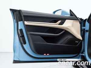Porsche Taycan 4S 2024 года из Южной Кореи