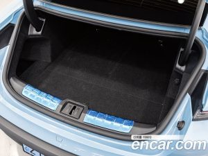 Porsche Taycan 4S 2024 года из Южной Кореи