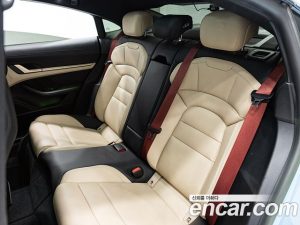 Porsche Taycan 4S 2024 года из Южной Кореи