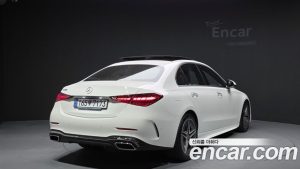 Mercedes-Benz C-Class C200 AMG Line 2025 года из Южной Кореи