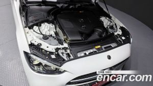 Mercedes-Benz C-Class C200 AMG Line 2025 года из Южной Кореи