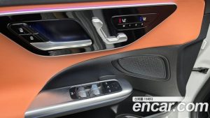 Mercedes-Benz C-Class C200 AMG Line 2025 года из Южной Кореи