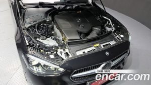 Mercedes-Benz C-Class C200 Avantgarde 2025 года из Южной Кореи