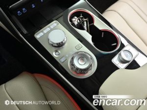 Genesis GV80 2.5T Бензин AWD 2024 года из Южной Кореи