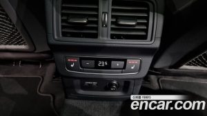 Audi SQ5 3.0 TFSI 4WD Sportback 2023 года из Южной Кореи