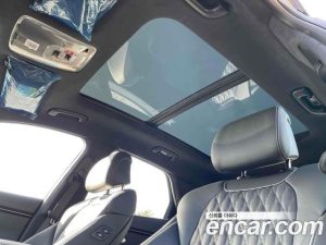 Genesis GV70 3.5T Бензин AWD 2024 года из Южной Кореи