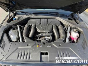 Genesis GV70 3.5T Бензин AWD 2024 года из Южной Кореи