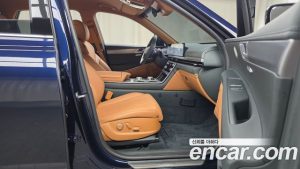 Genesis GV80 2.5T Бензин AWD 2024 года из Южной Кореи