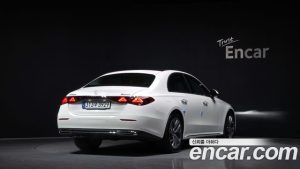 Mercedes-Benz E-Class E220d 4MATIC Exclusive 2025 года из Южной Кореи