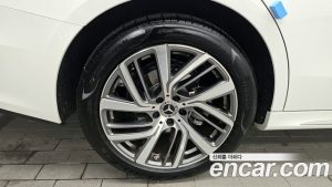 Mercedes-Benz E-Class E220d 4MATIC Exclusive 2025 года из Южной Кореи