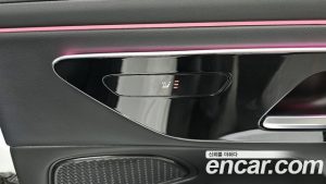 Mercedes-Benz E-Class E220d 4MATIC Exclusive 2025 года из Южной Кореи