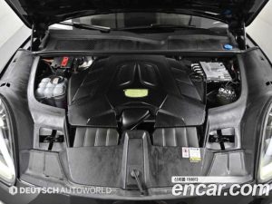 Porsche Cayenne 3.0 Coupe 2023 года из Южной Кореи