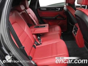 Porsche Cayenne 3.0 Coupe 2023 года из Южной Кореи