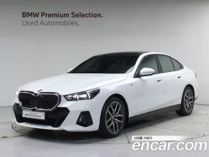 BMW 5-Series 520i Special Edition 2025 года из Южной Кореи