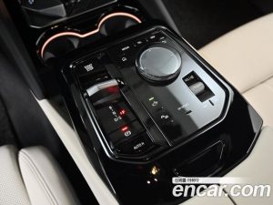 BMW 5-Series 520i Special Edition 2025 года из Южной Кореи