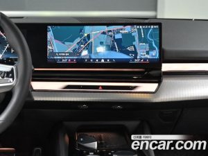BMW 5-Series 520i Special Edition 2025 года из Южной Кореи