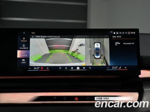 BMW 5-Series 520i Special Edition 2025 года из Южной Кореи