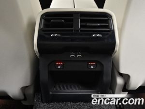 BMW 5-Series 520i Special Edition 2025 года из Южной Кореи