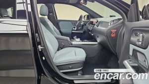 Mercedes-Benz GLA-Class GLA250 4MATIC 2025 года из Южной Кореи